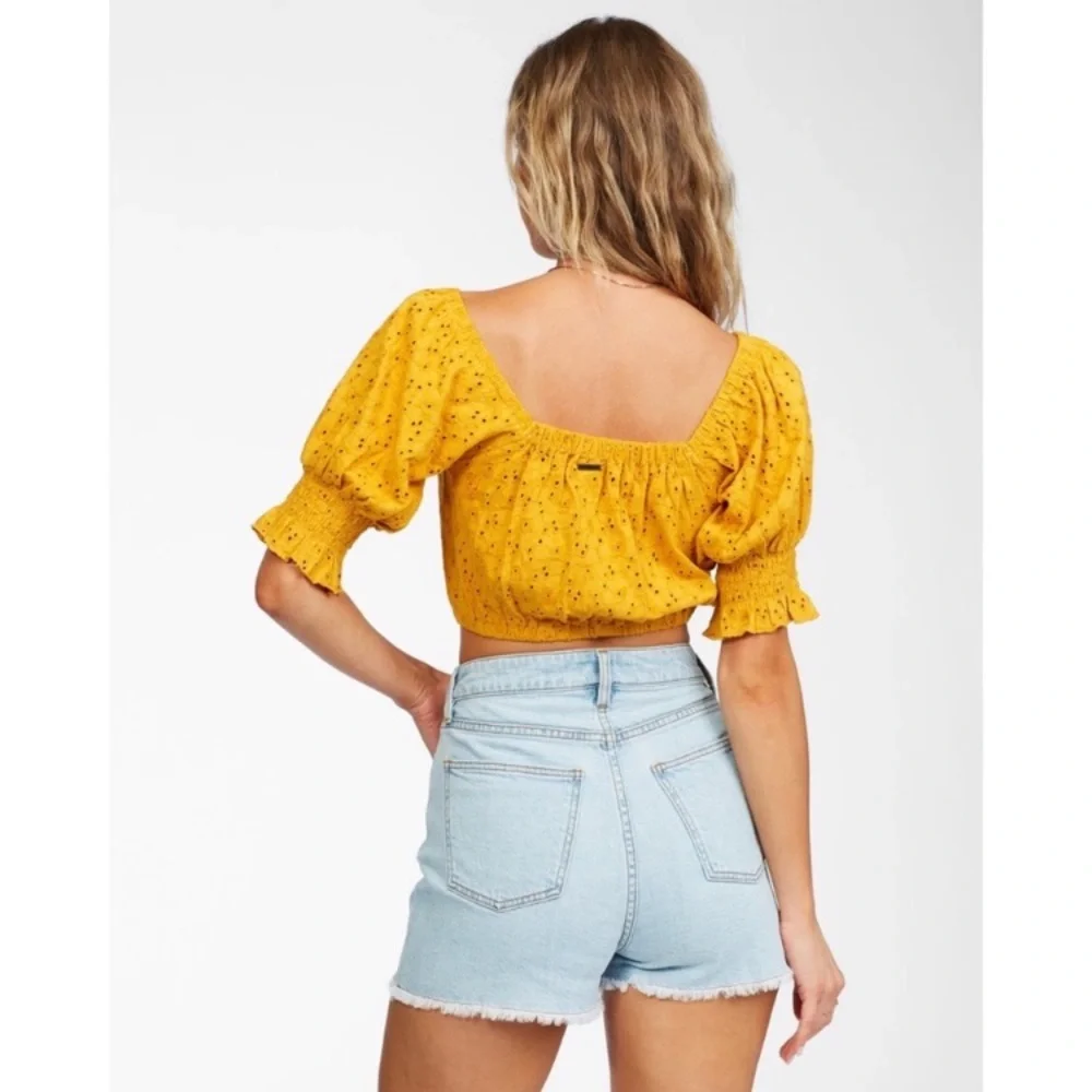 Billabong Summer Girl Yellow Eyelet Knit Cropped Puff Sleeve Blouse Top